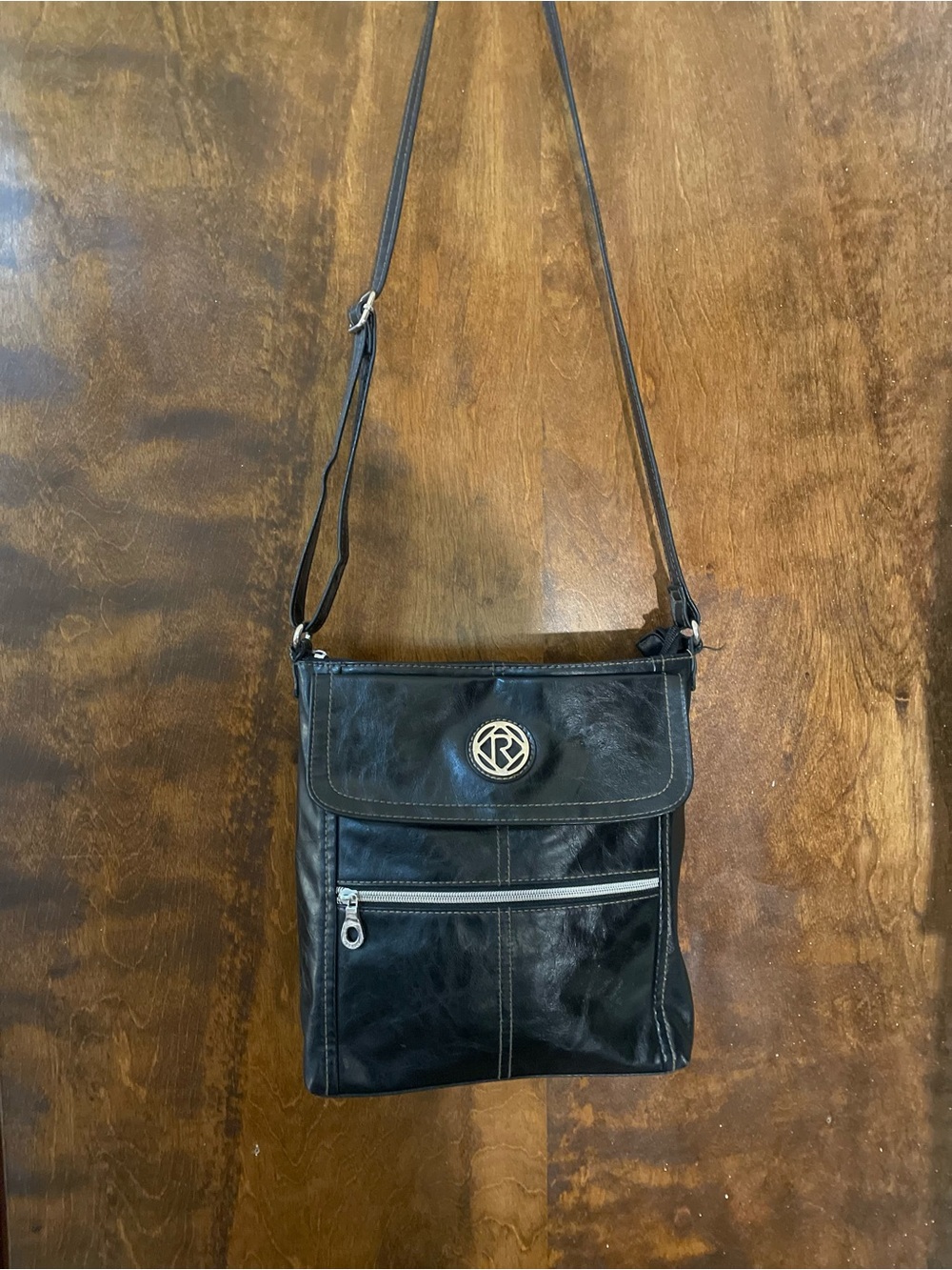 Relic Black Crossbody Bag with Logo Accent